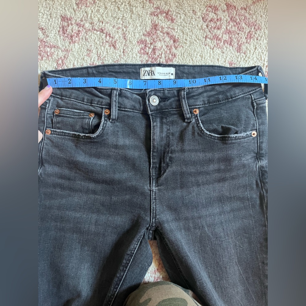 Zara The Skinny Pearl Black Distressed jeans size 6 - Picture 5 of 7